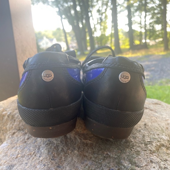 Women’s UGG Moccasins - Size 7 - Picture 5 of 7